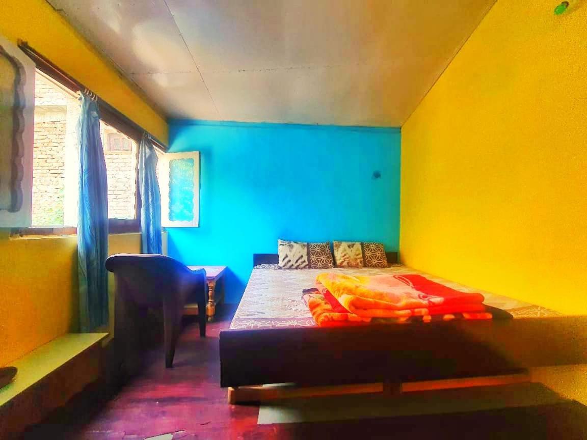 Wake N Bake Kasol Bagian luar foto