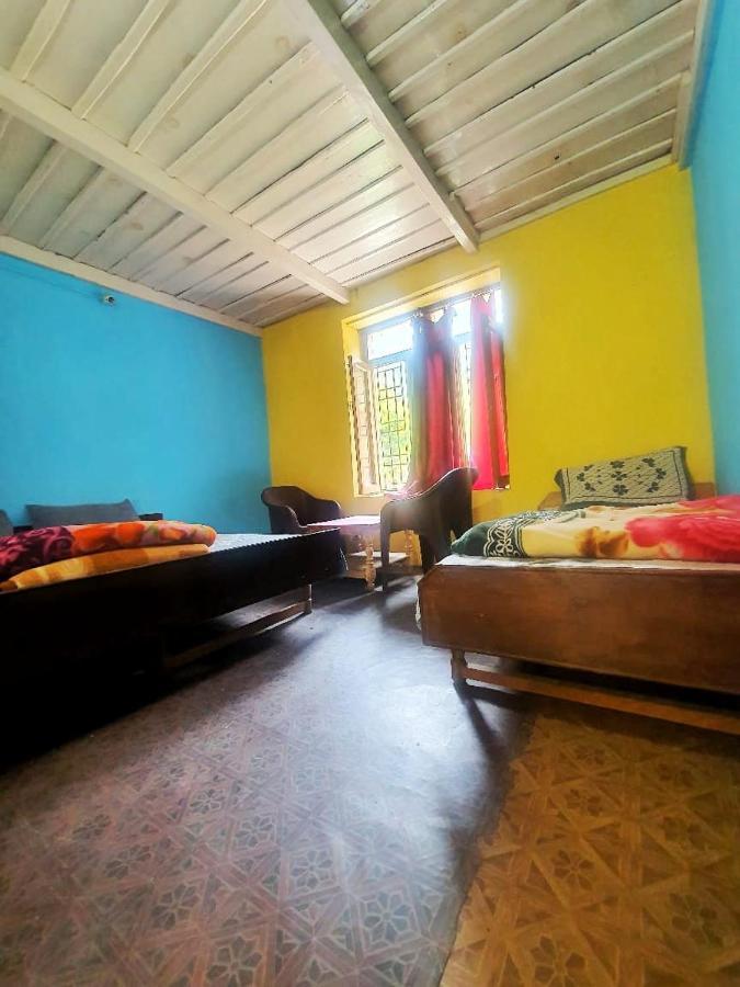 Wake N Bake Kasol Bagian luar foto